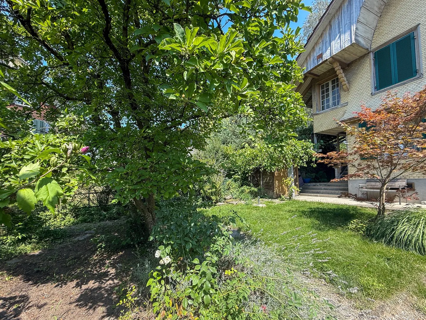 Appartamento duplex con giardino privato, centro del villaggio di Münchenbuchsee - Foto 5 di 43