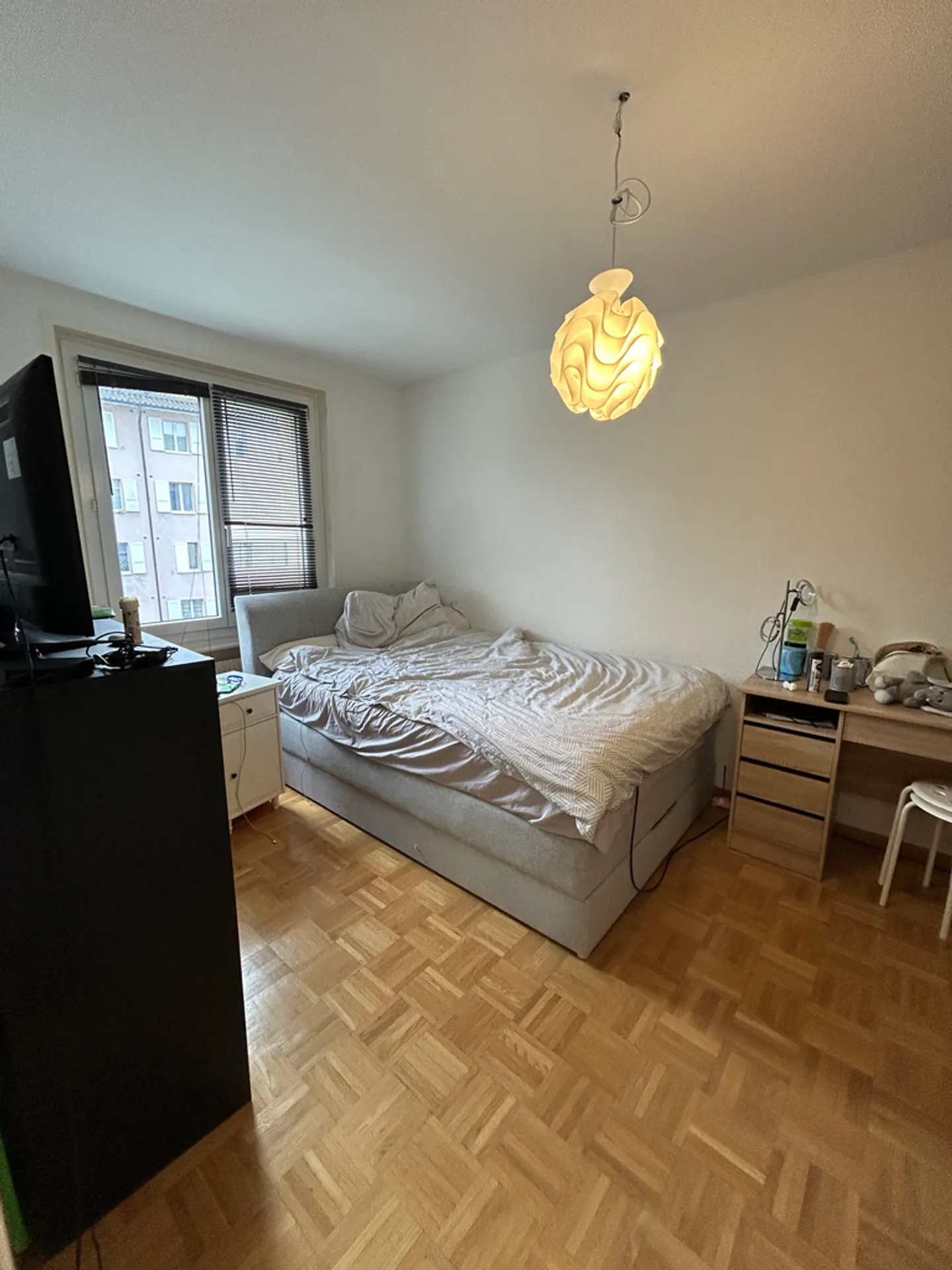 Appartement lumineux 2.5 pièces - Photo 2 sur 8