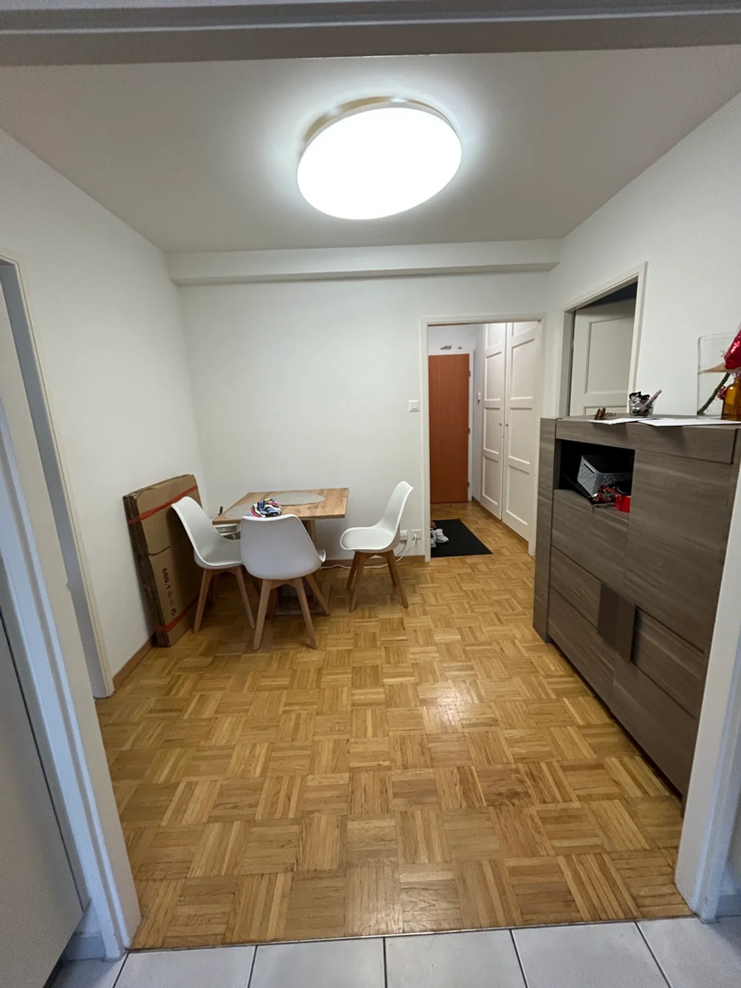 Appartement lumineux 2.5 pièces - Photo 4 sur 8