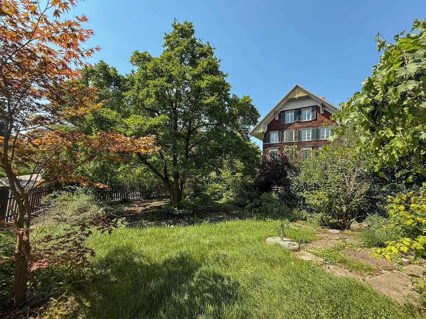 Appartamento duplex con giardino privato, centro del villaggio di Münchenbuchsee - Foto 8 di 43