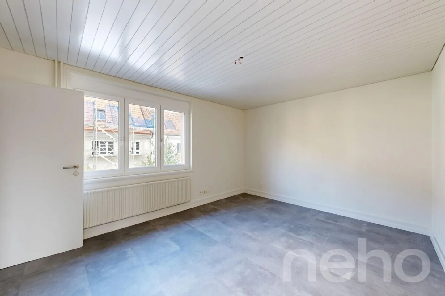 Renovated 4.5-room terraced house with garden in Basel - Photo 8 of 12