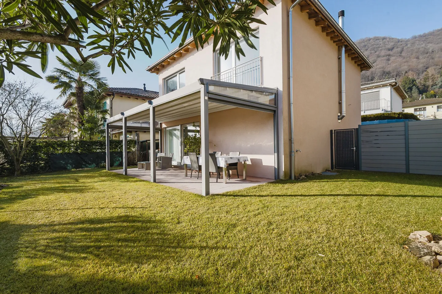 The true home: well built and designed for better living - Photo 8 of 15