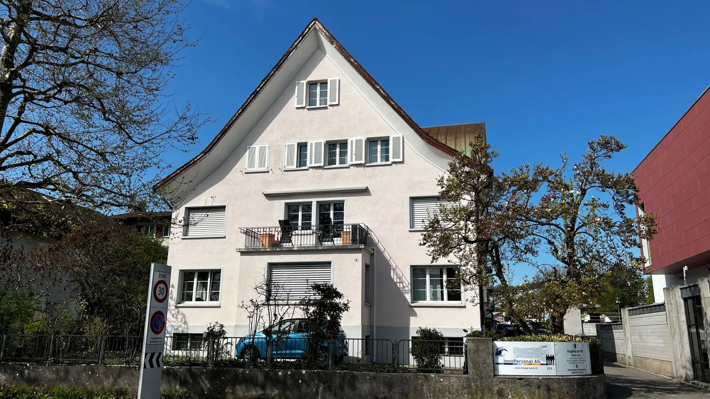 Charming 5.5 Room Maisonette Apartment in the City Center - Photo 1 of 9