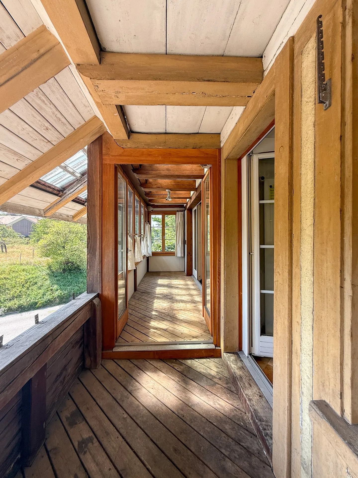 Appartamento duplex con giardino privato, centro del villaggio di Münchenbuchsee - Foto 27 di 43