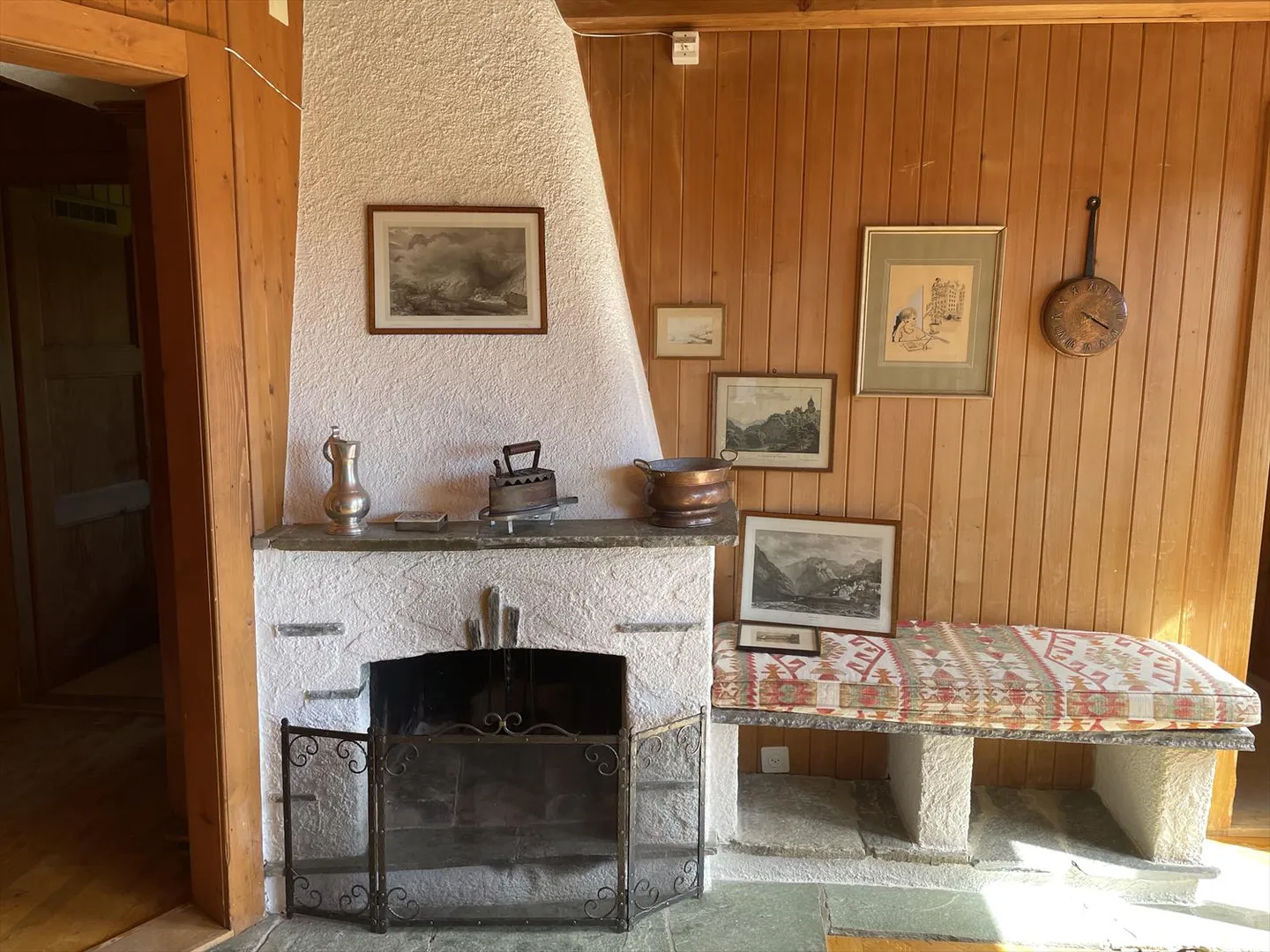 Beautiful chalet near skiing - Photo 9 of 28