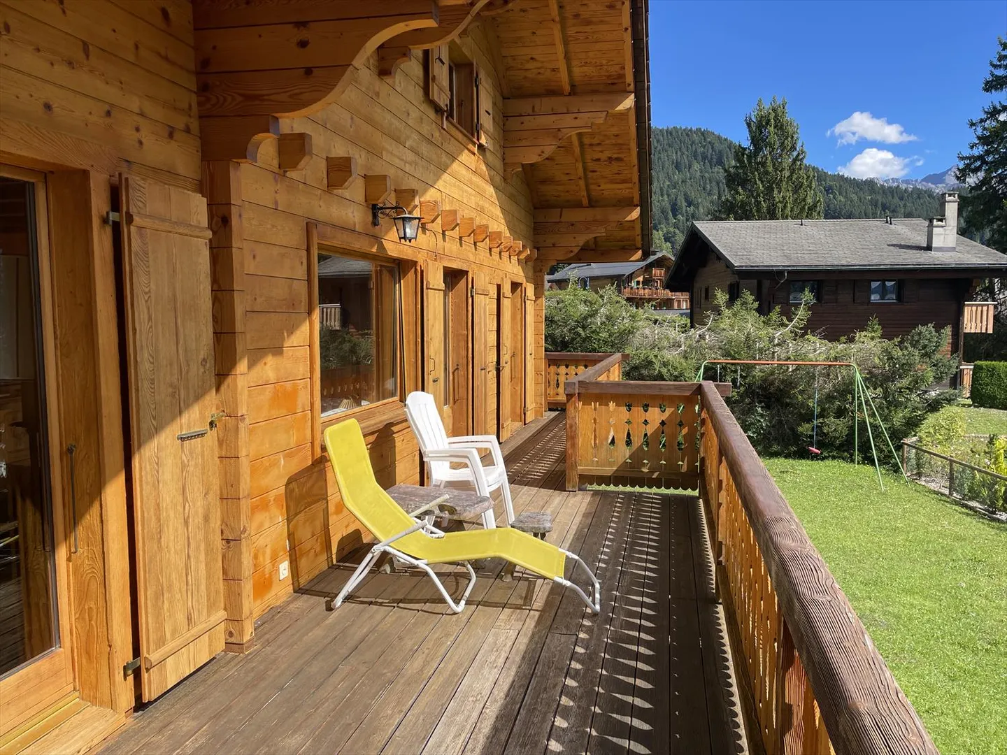 Beautiful chalet near skiing - Photo 24 of 28