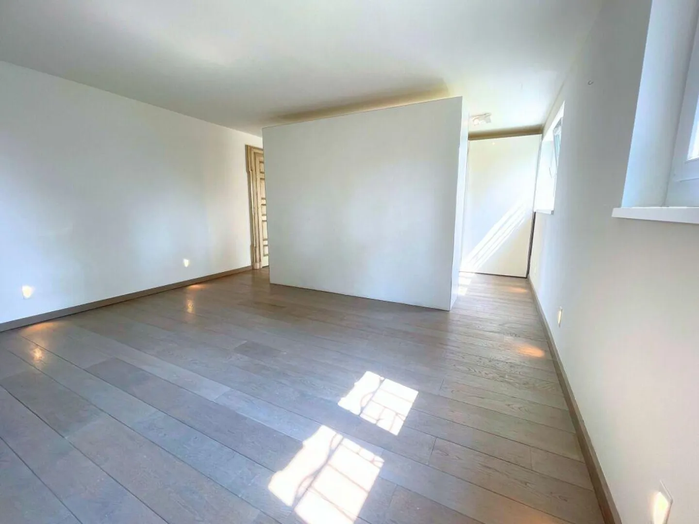 Renoviertes Einfamilienhaus mit Garten und Panoramablick - Foto 12 von 16