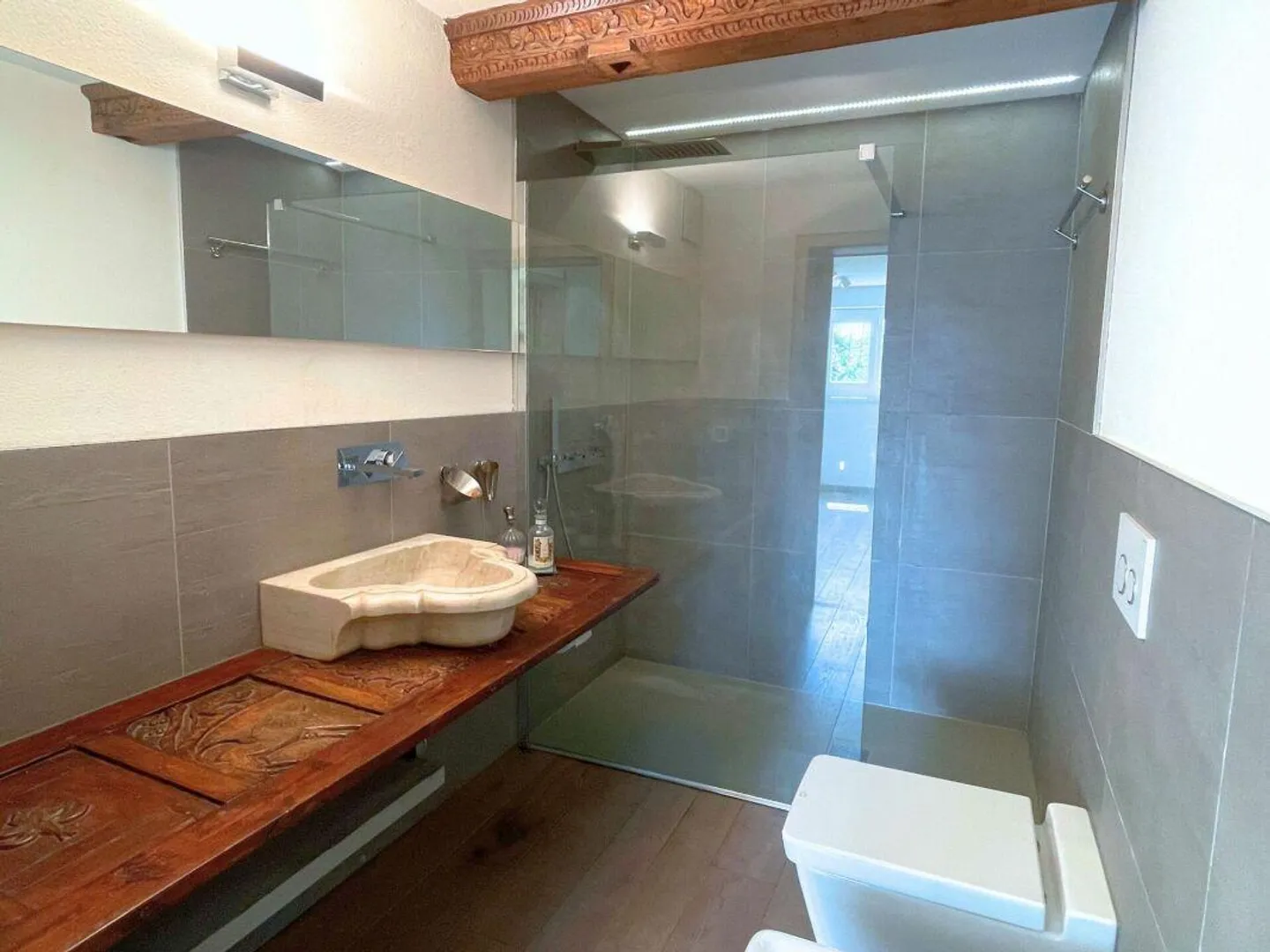 Renoviertes Einfamilienhaus mit Garten und Panoramablick - Foto 15 von 16