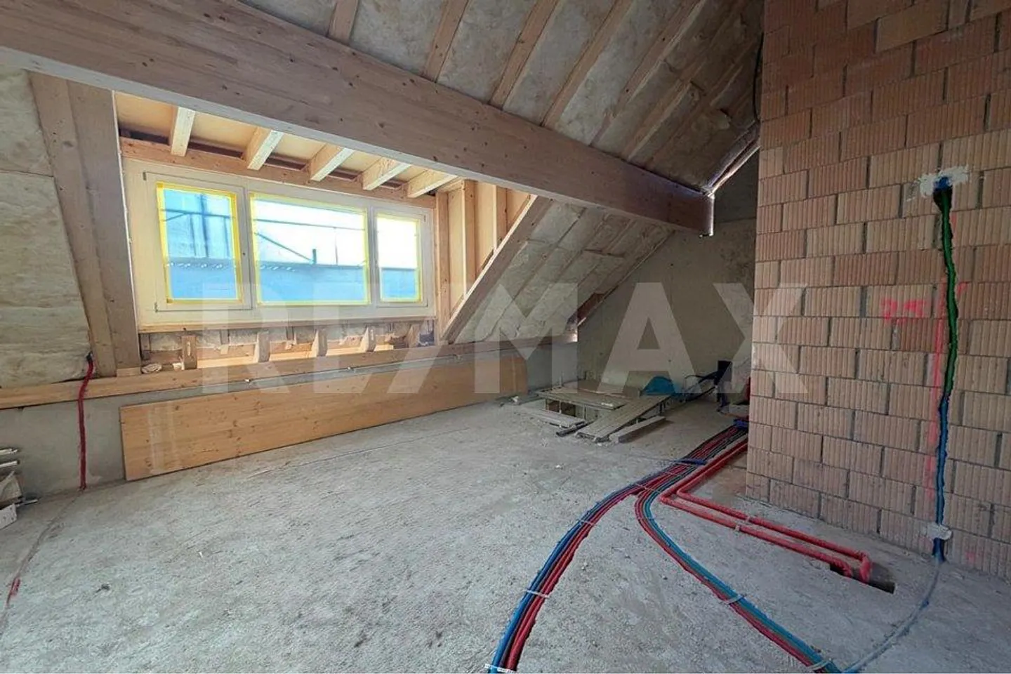 Exklusive Dachwohnung in Kirchdorf AG - Foto 9 von 13