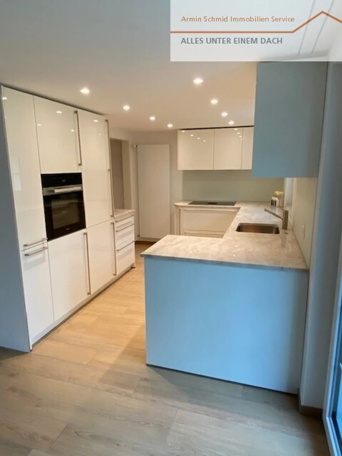 Charming Maisonette with Garden - Photo 7 of 17