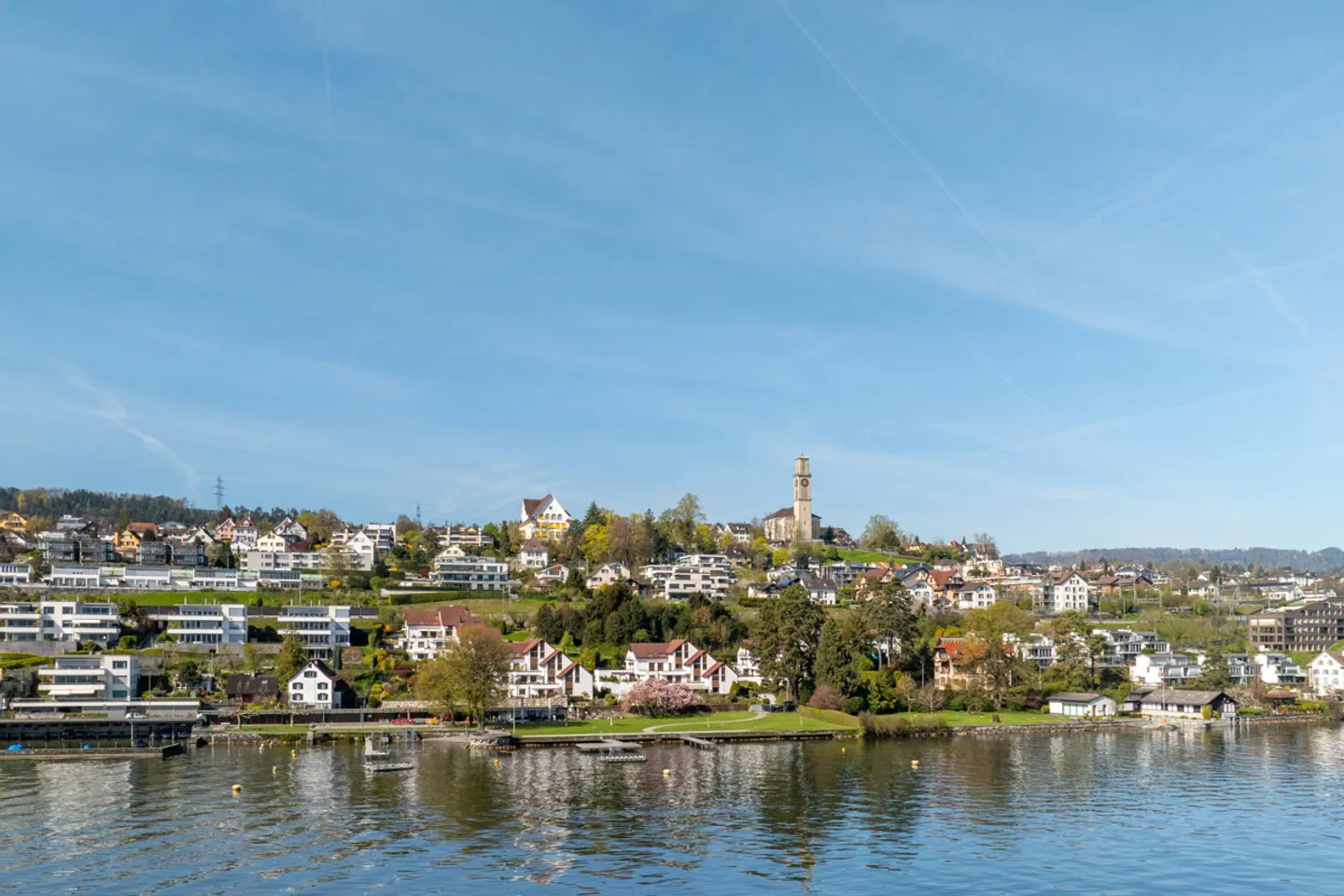 Thalwil: Ampia casa con terrazza e vista lago - Foto 4 di 6