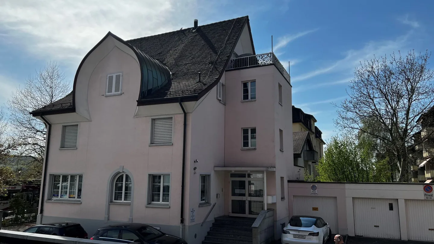 Charming 5.5 Room Maisonette Apartment in the City Center - Photo 7 of 9