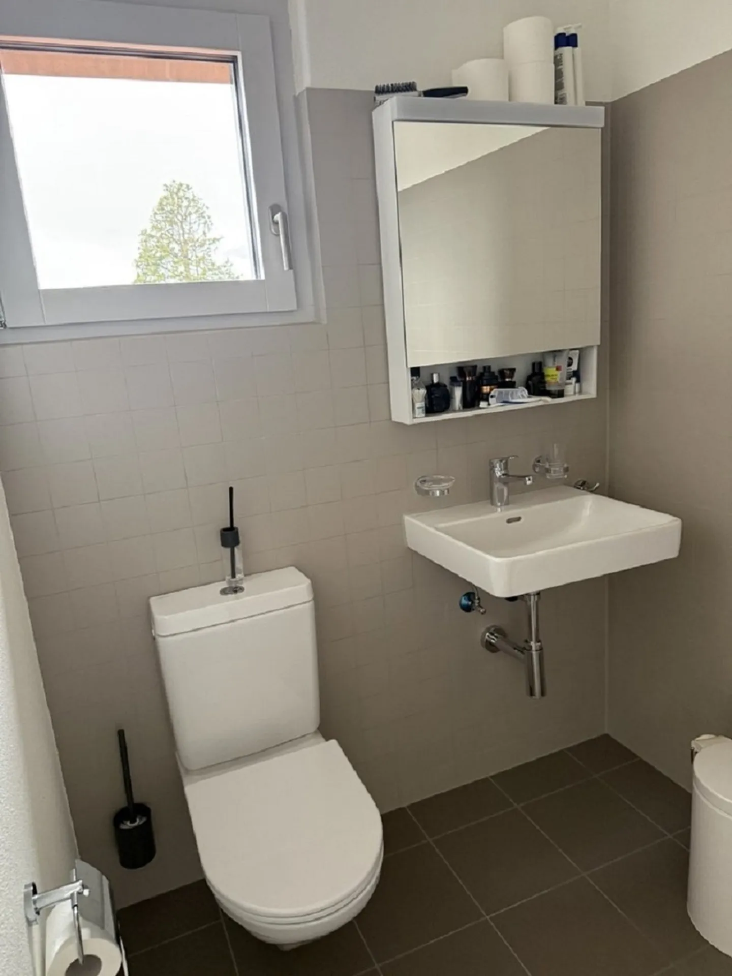 Modern 1-room apartment with balcony in Solothurn - available immediately! - Photo 2 of 13