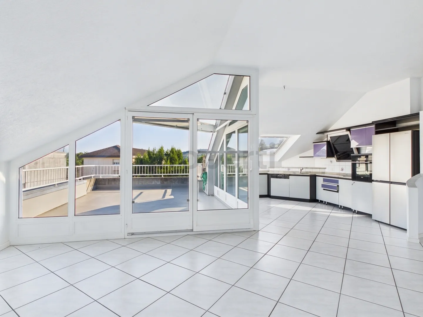 Magnificent attic apartment in St-Aubin-Sauges with 3 rooms - Photo 4 of 13