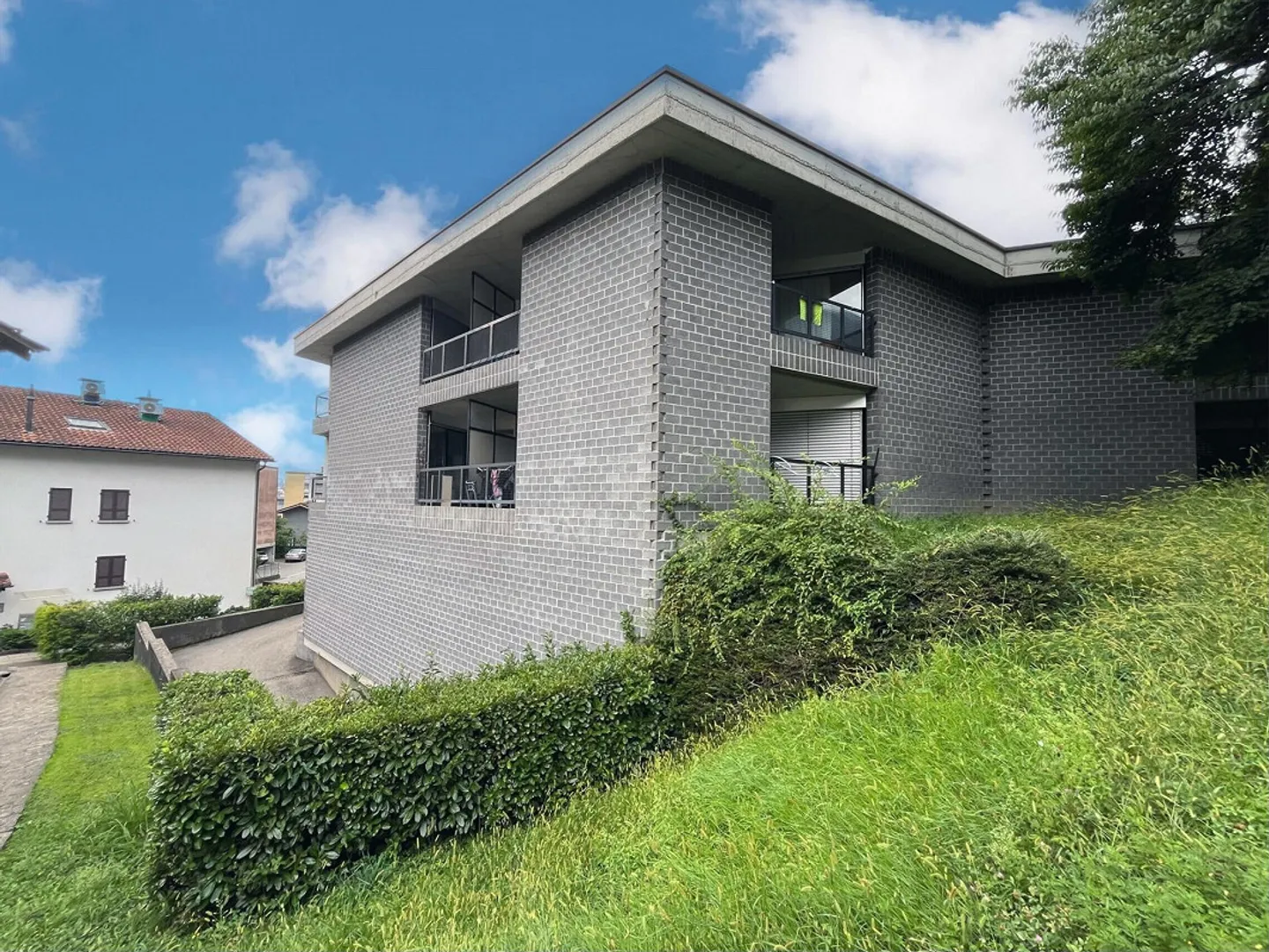 Ampio appartamento di 2,5 locali con mobili e balcone a Canobbio - Foto 8 di 8