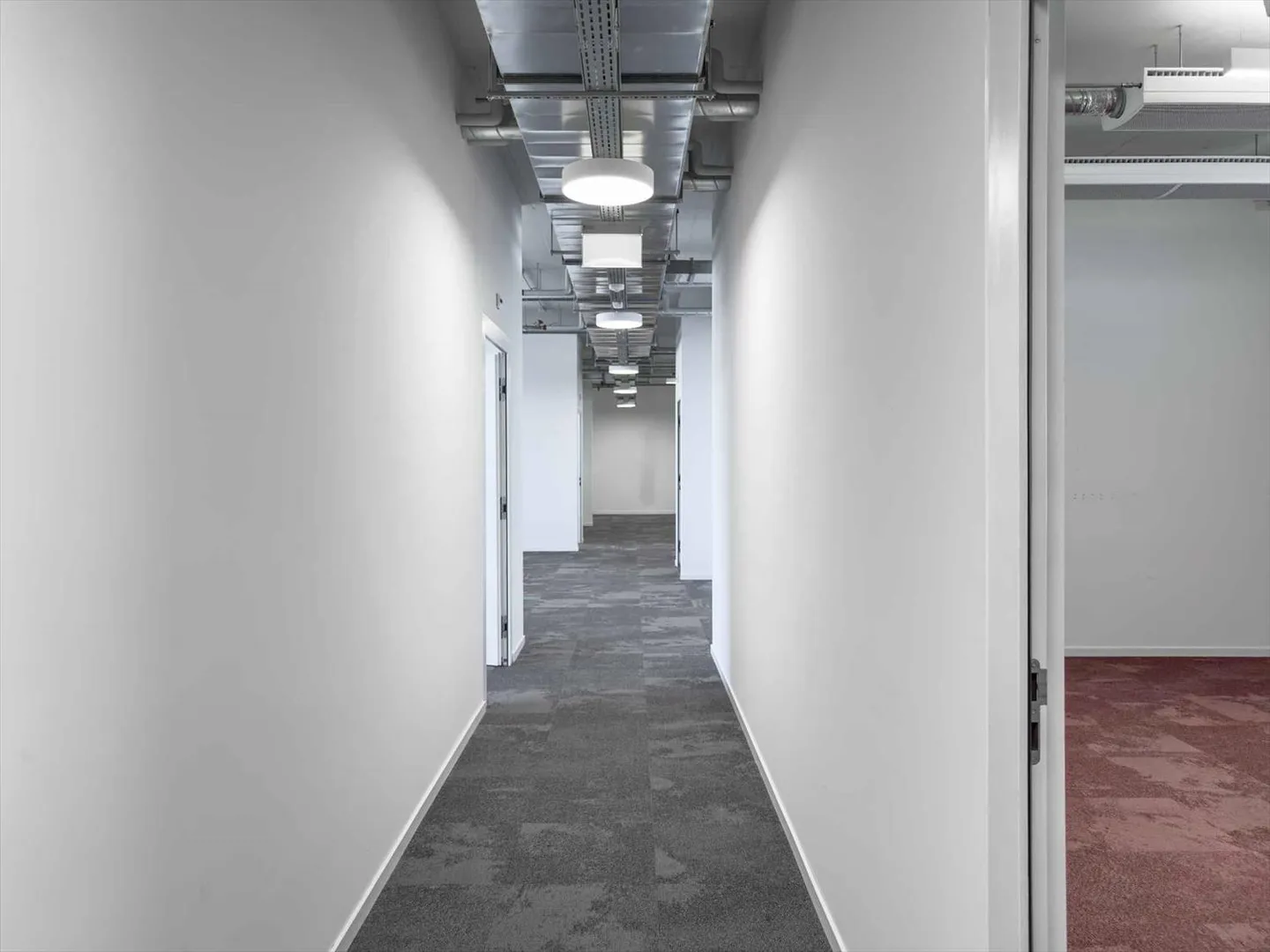 Bureau Plug & Play de 337 m² – Atrium Park, Meyrin - Photo 7 sur 9