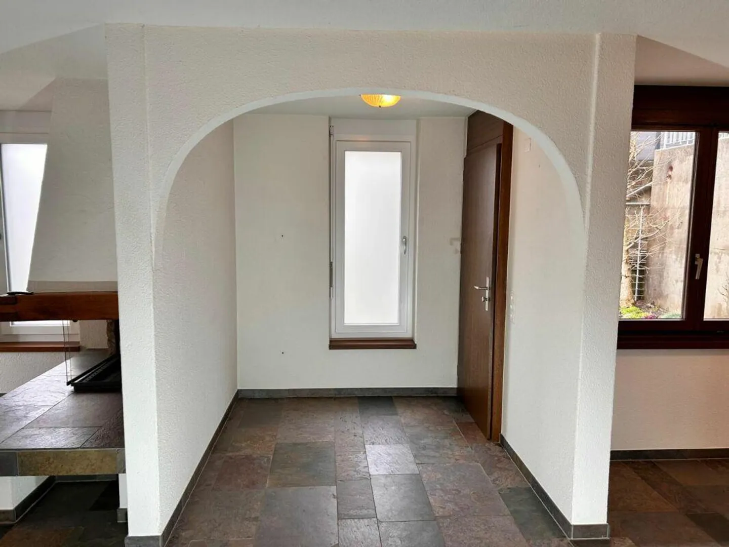 3.5 Room Terrace Apartment with 2 Garages - Photo 2 of 10