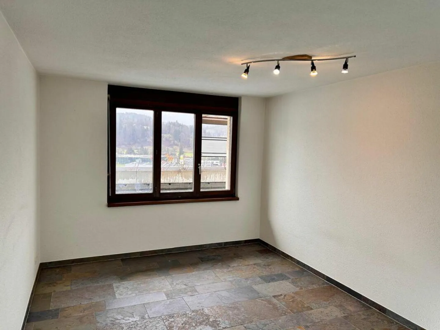 3.5 Room Terrace Apartment with 2 Garages - Photo 6 of 10