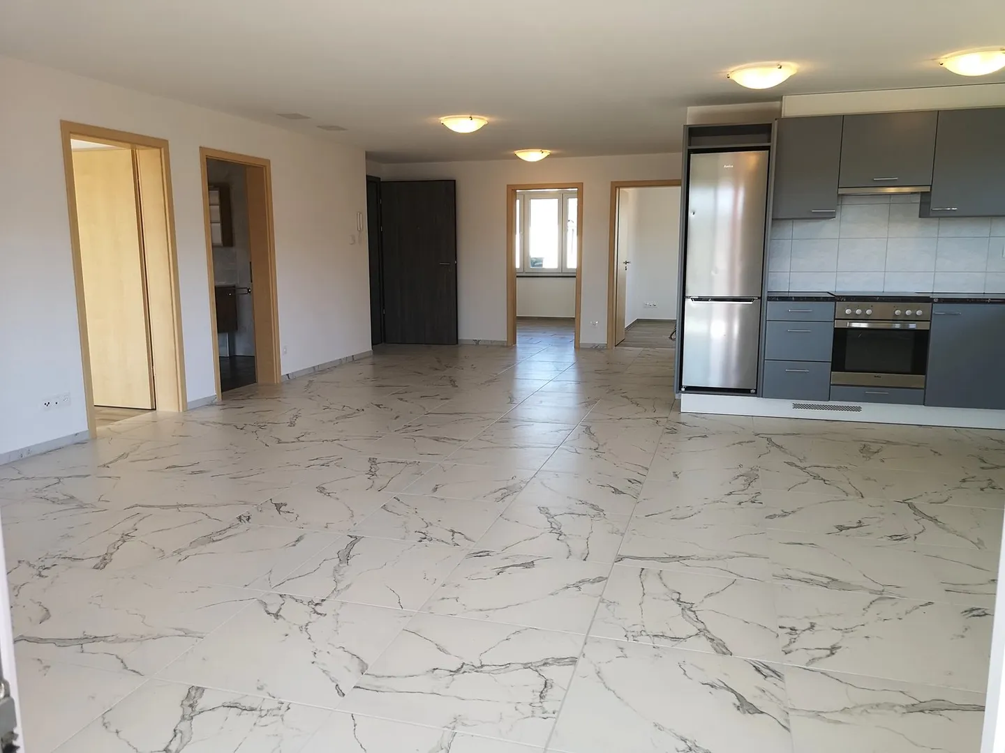 New apartment on the 1st floor with covered terrace, with a view. - Photo 10 of 18