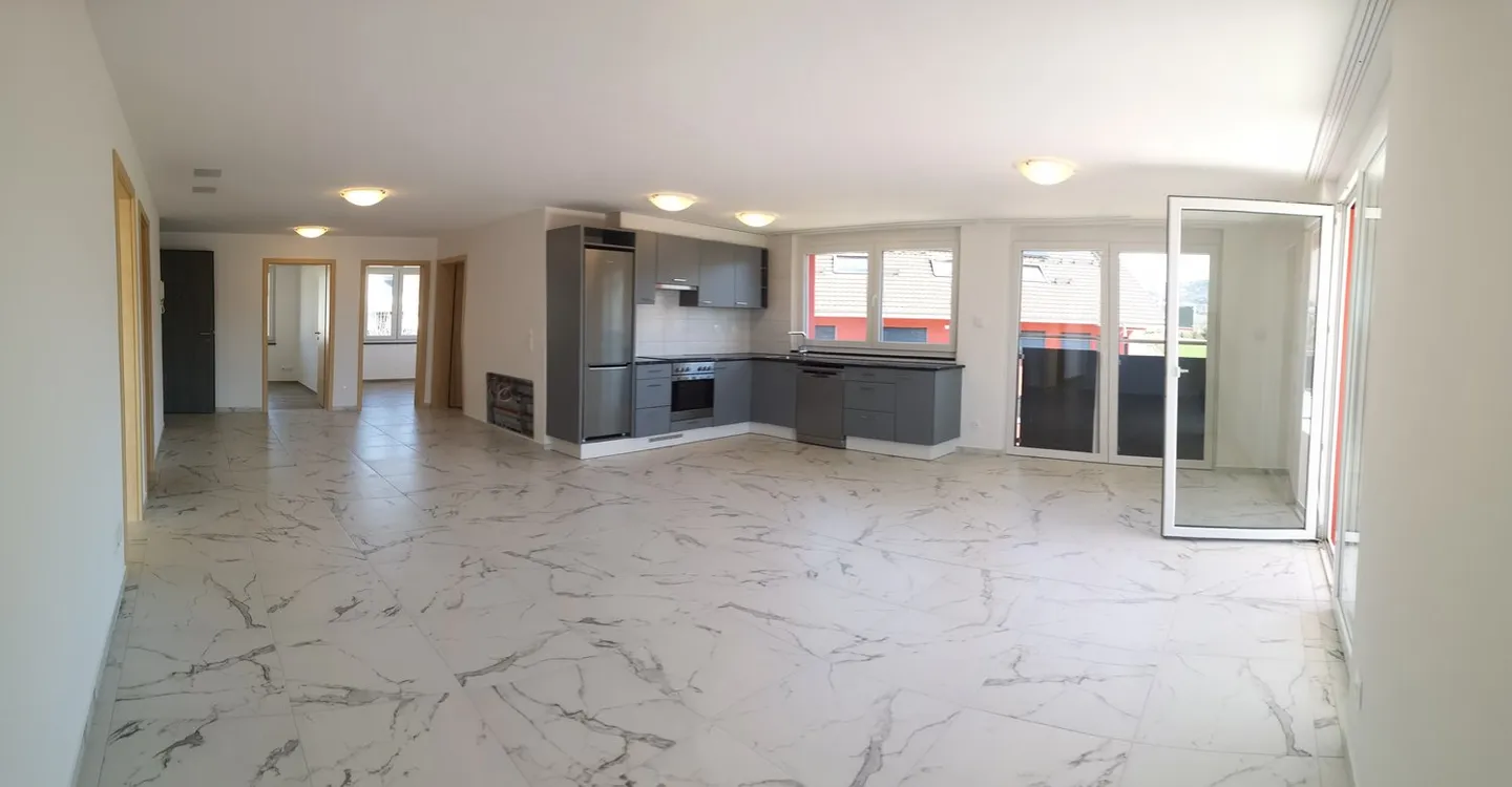 New apartment on the 1st floor with covered terrace, with a view. - Photo 3 of 18