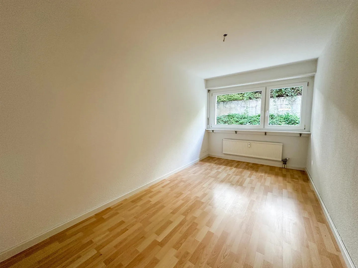 Bright 4-room apartment in Oberdorf with balcony - Photo 8 of 12