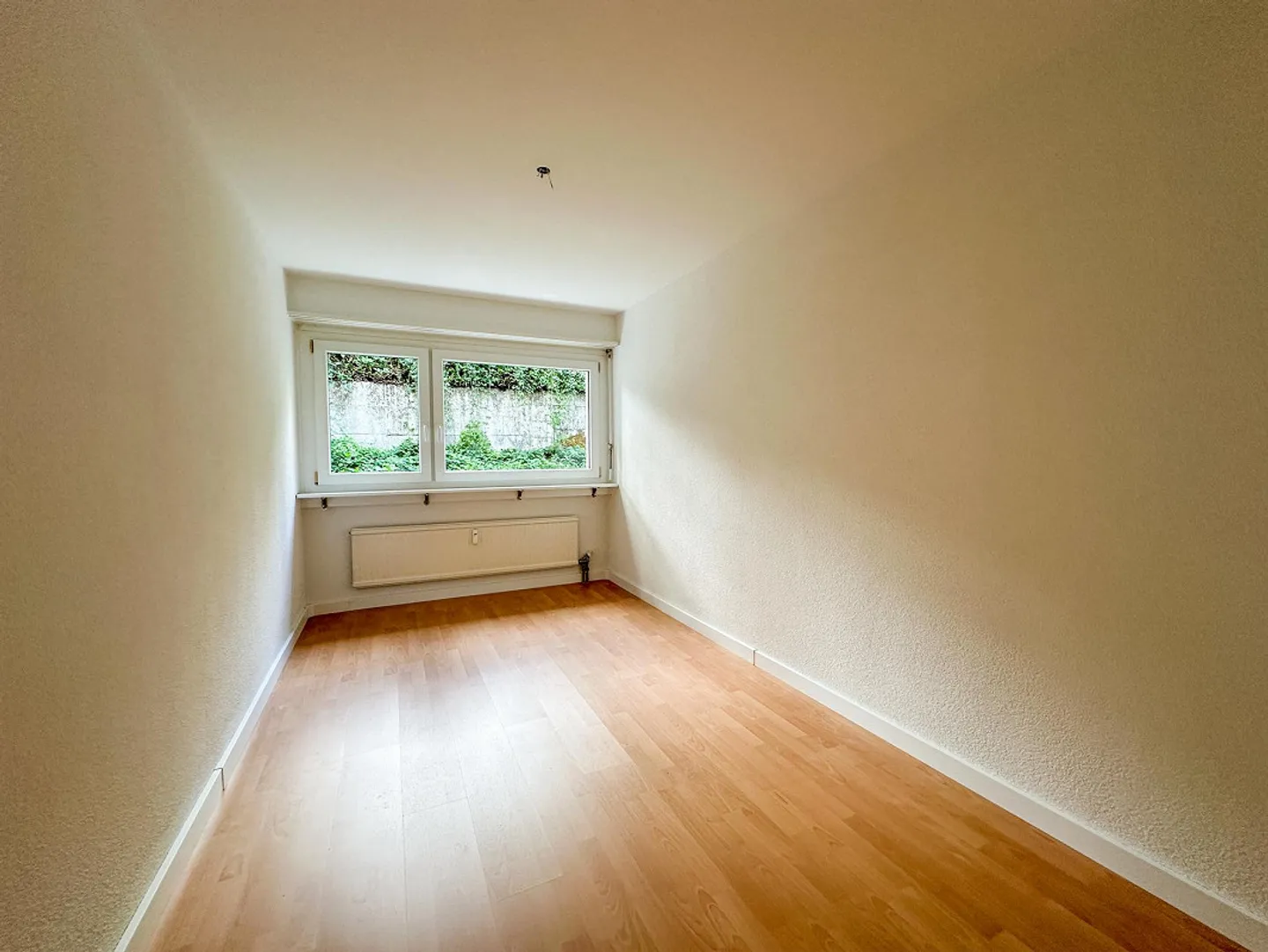 Bright 4-room apartment in Oberdorf with balcony - Photo 9 of 12