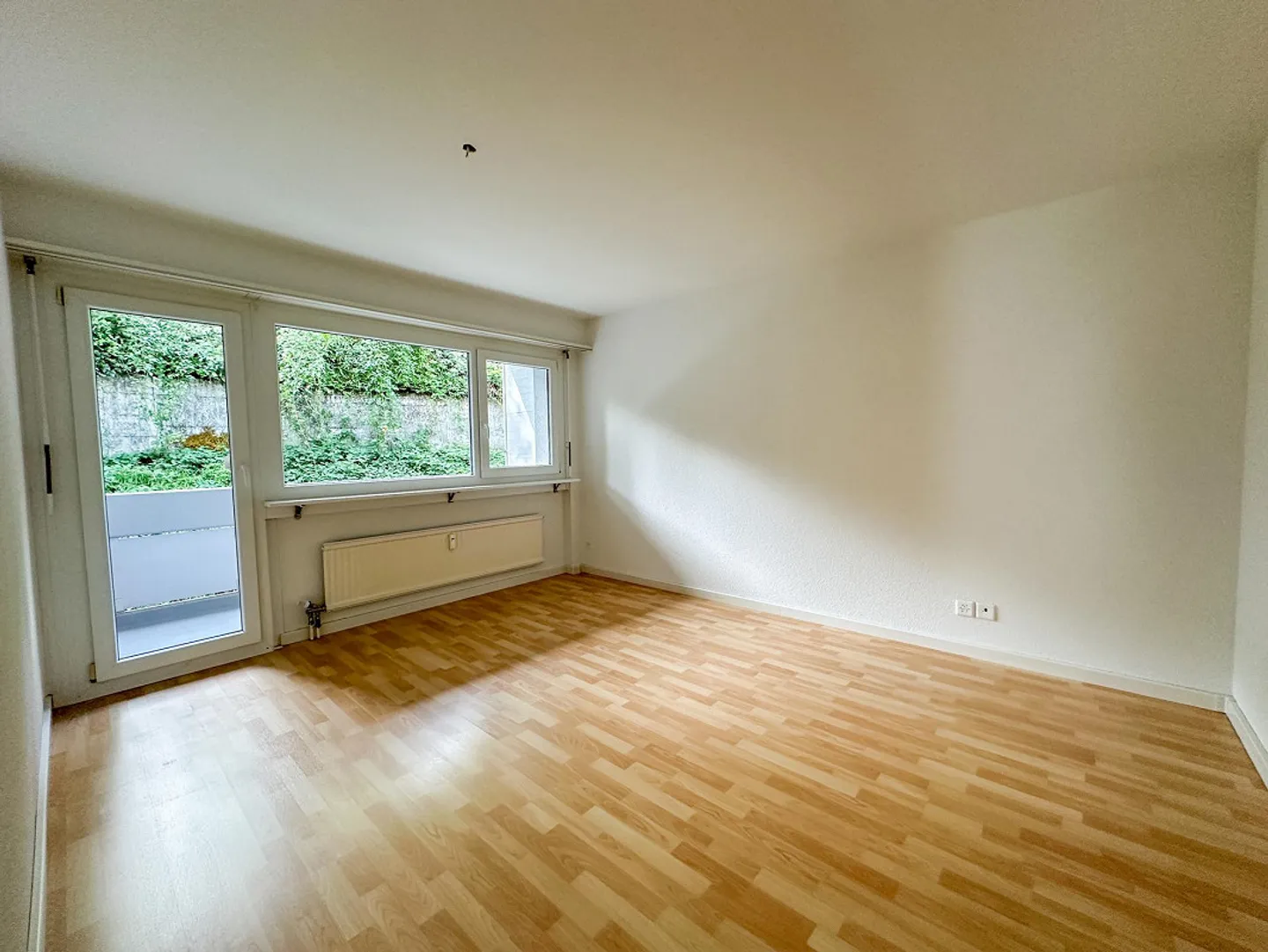 Bright 4-room apartment in Oberdorf with balcony - Photo 10 of 12
