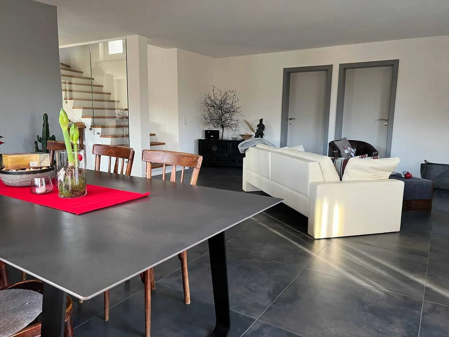 Villa 7,5 Zimmer - Foto 7 von 13