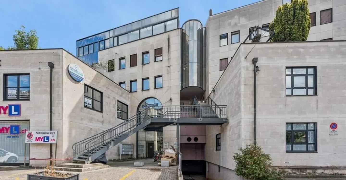 Magnificent office space in downtown Fribourg - Photo 9 of 10