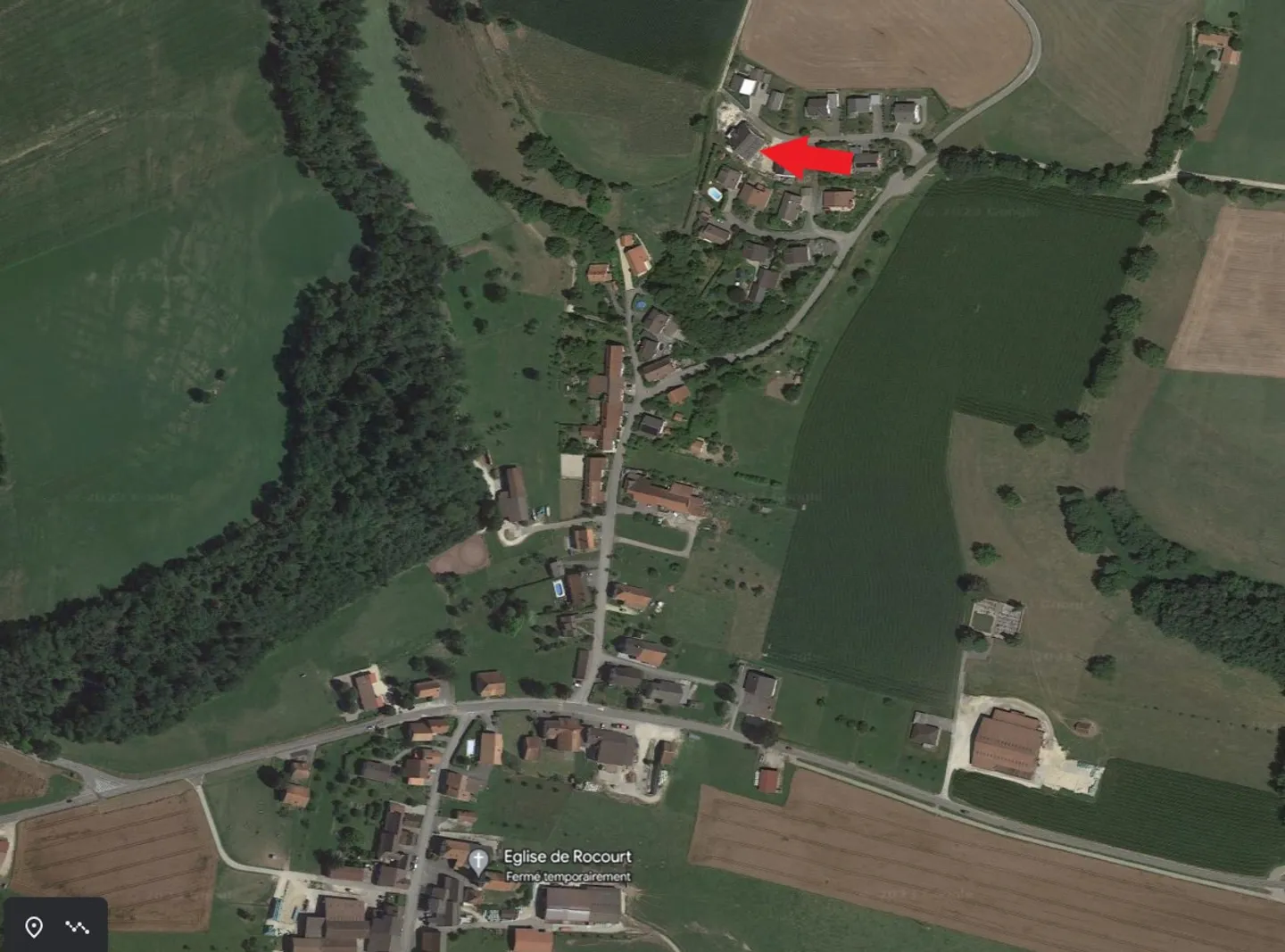 New apartment on the 1st floor with covered terrace, with a view. - Photo 17 of 18