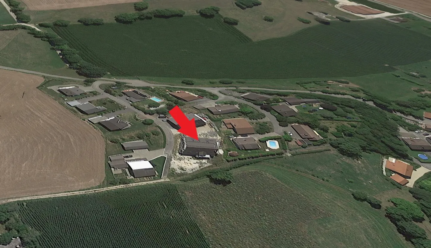 New apartment on the 1st floor with covered terrace, with a view. - Photo 18 of 18