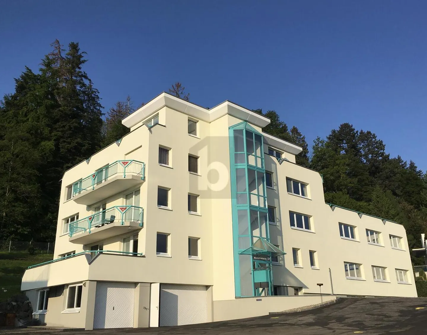 ARBEITSPLATZ MIT AUSSICHT AUF DEN ZÜRICHSEE - Foto 5 von 6