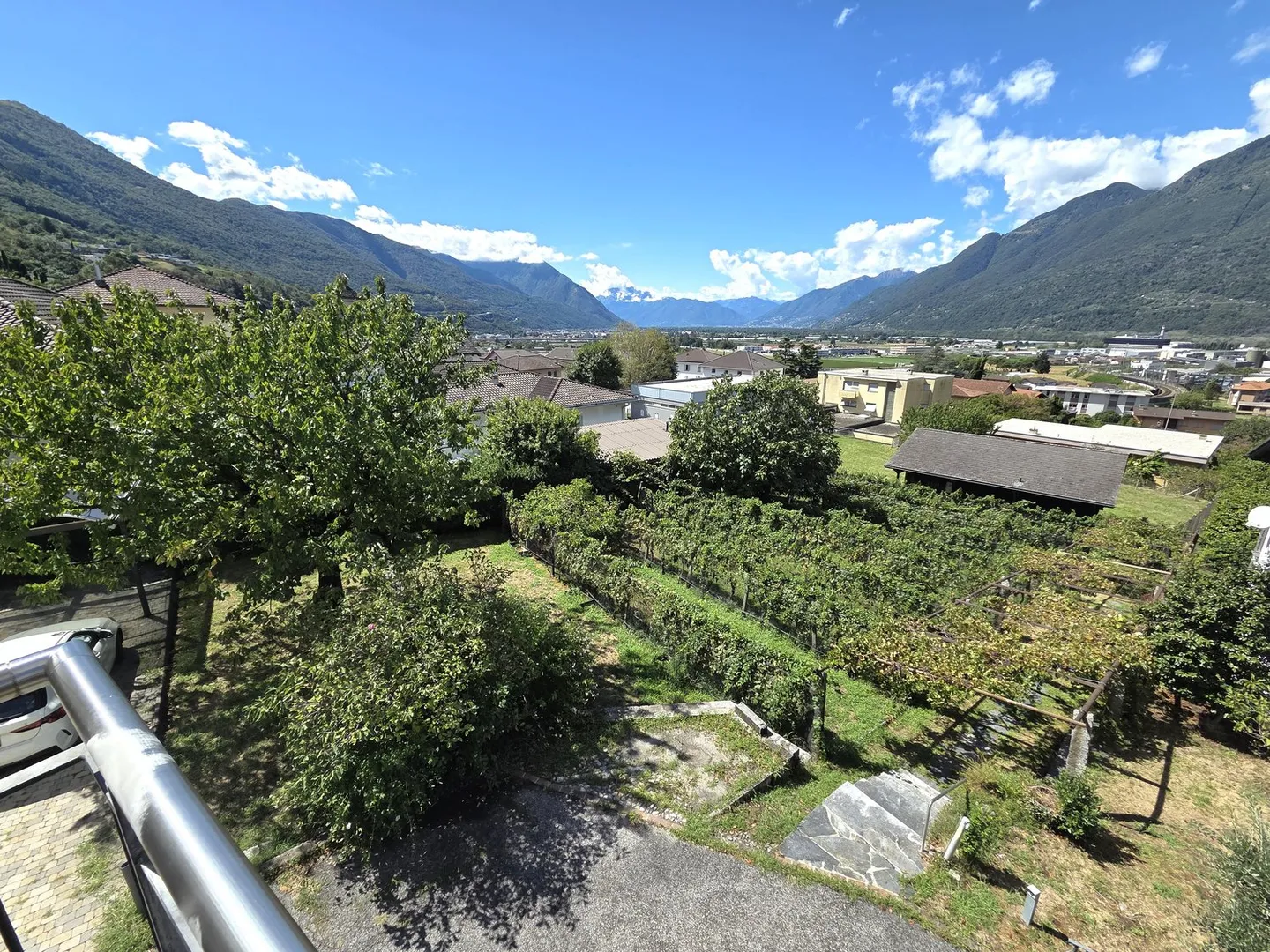 Palazzina con 4 appartamenti + casetta da riattare - Photo 11 sur 15