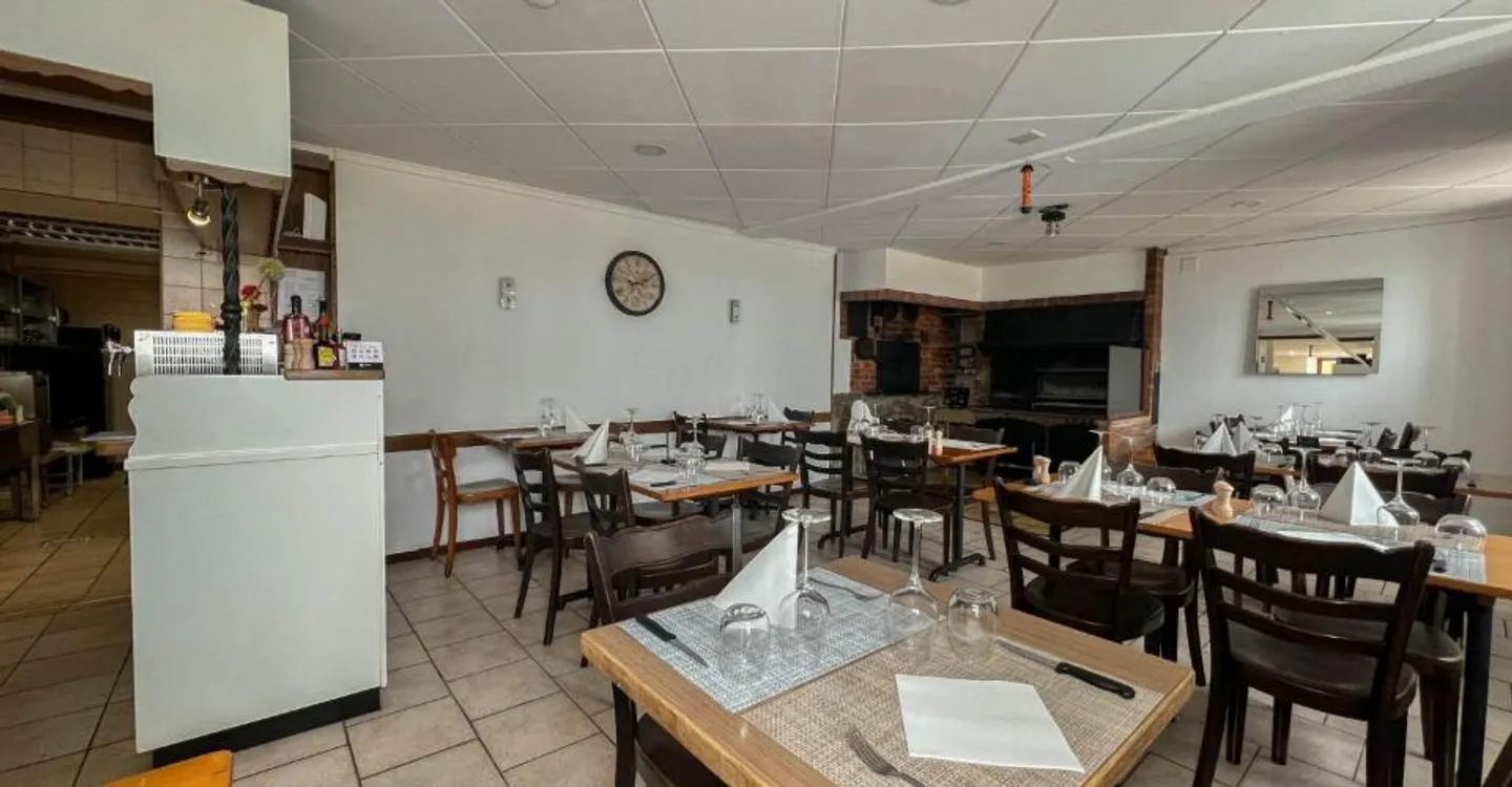 Hotel-Ristorante storico a Planchettes - Foto 3 di 12