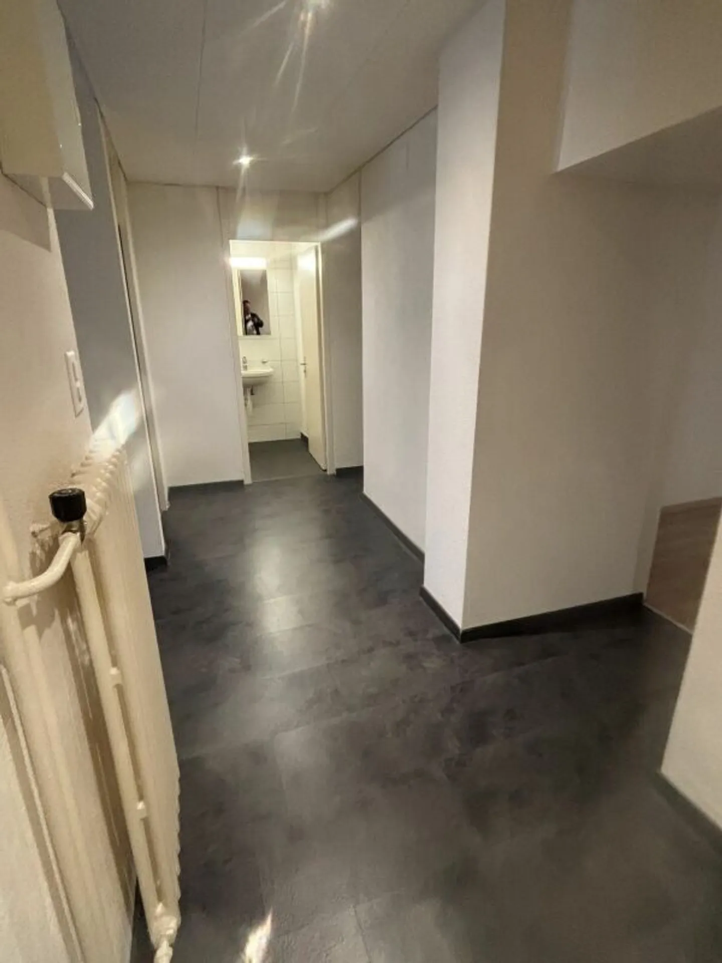 Schöne renovierte 2,5-Zimmer-Wohnung im 1. Stock am Marktplatz - Foto 5 von 6