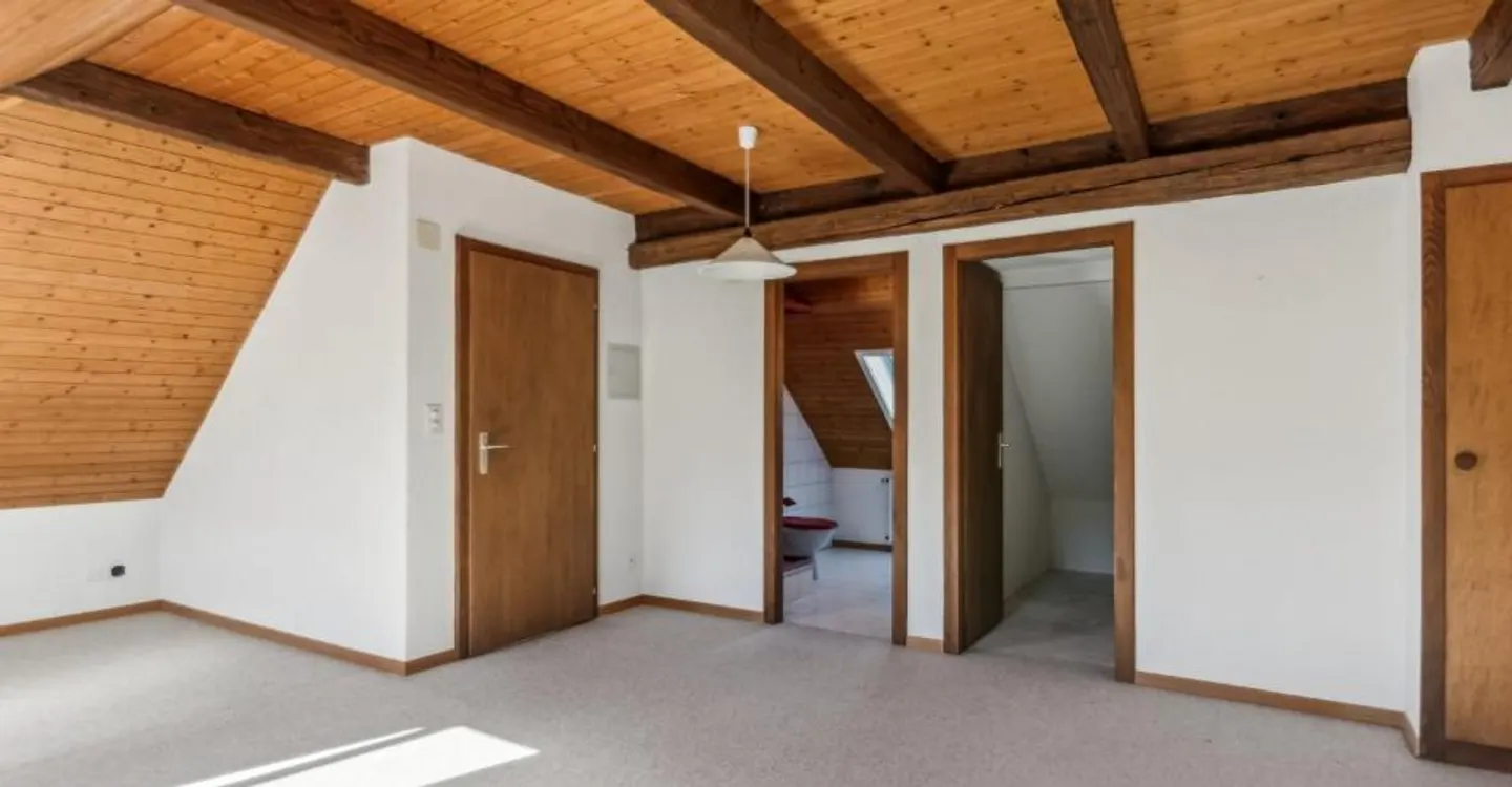 Appartement Charmant avec Vue - Photo 4 sur 6