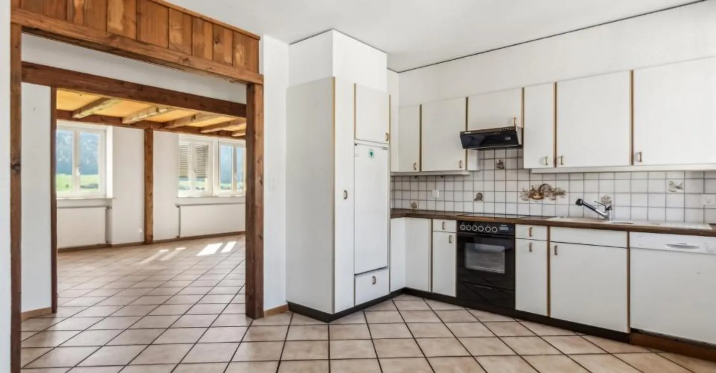 Appartement Charmant avec Vue - Photo 2 sur 6