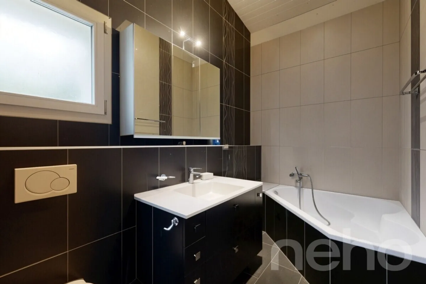 Außergewöhnliche Lage: Ihr zukünftiges Zuhause mit Blick auf den See! - Foto 5 von 12