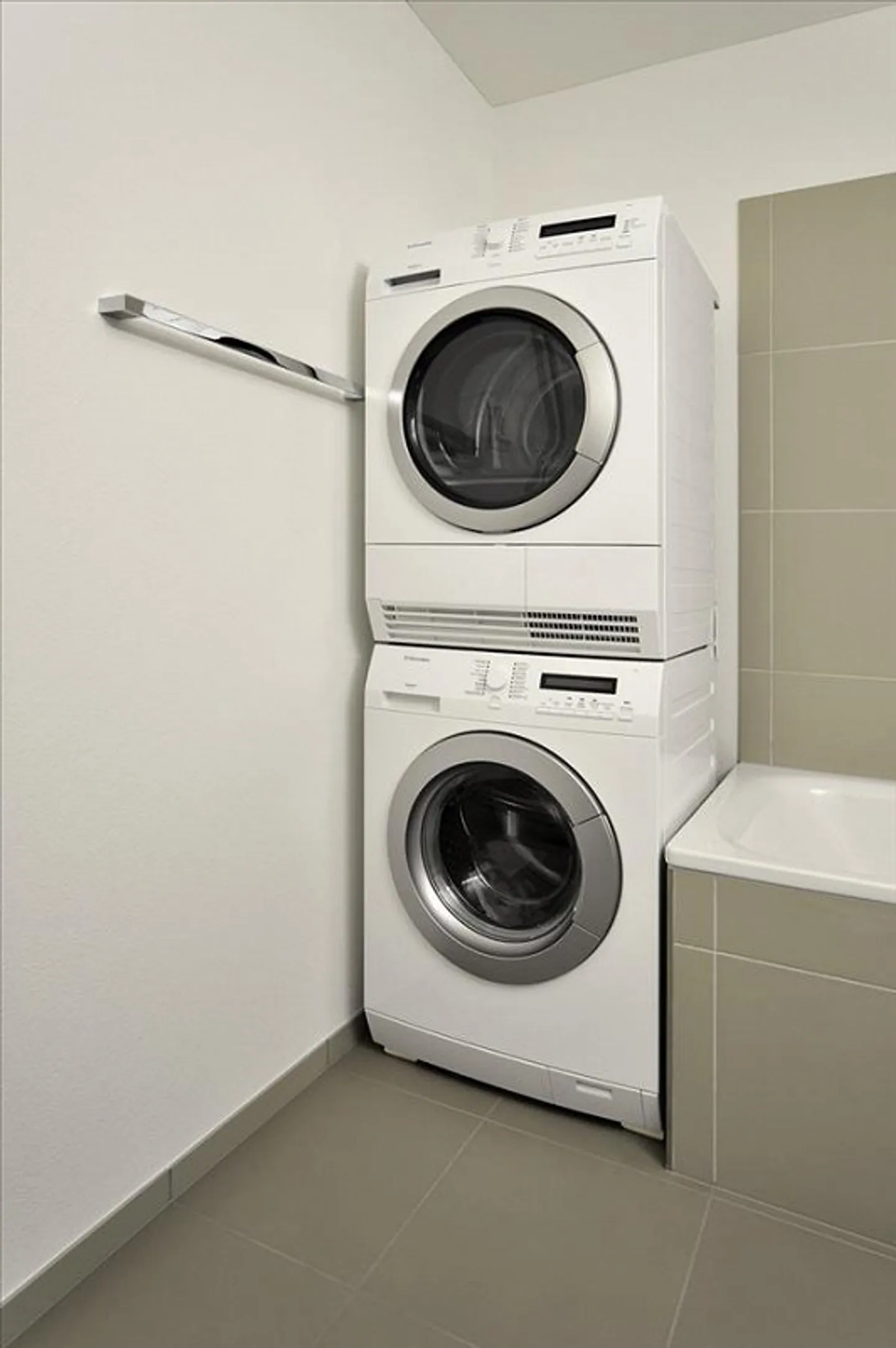 Central Location - Here I Am Home! - Photo 6 of 9