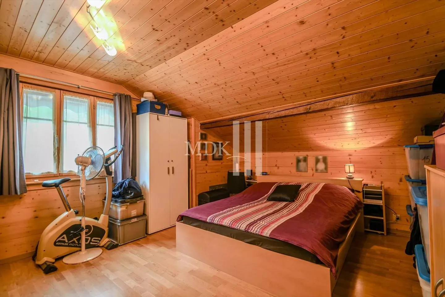 Chalet for sale - Photo 7 of 13