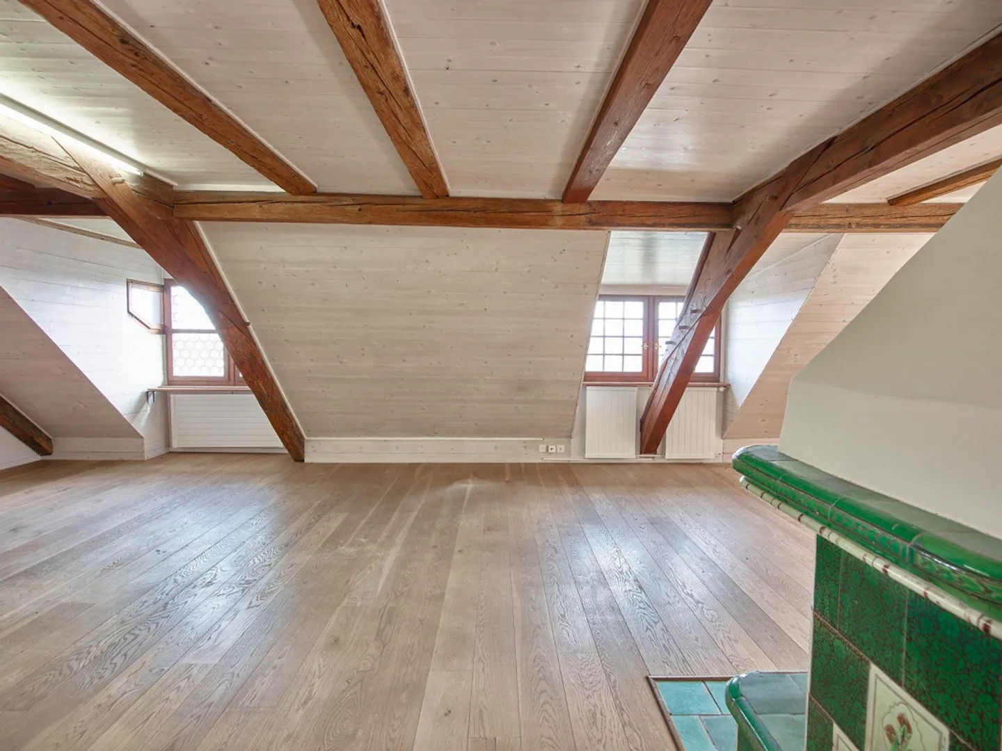 Appartamento mansardato ristrutturato - Foto 15 di 27