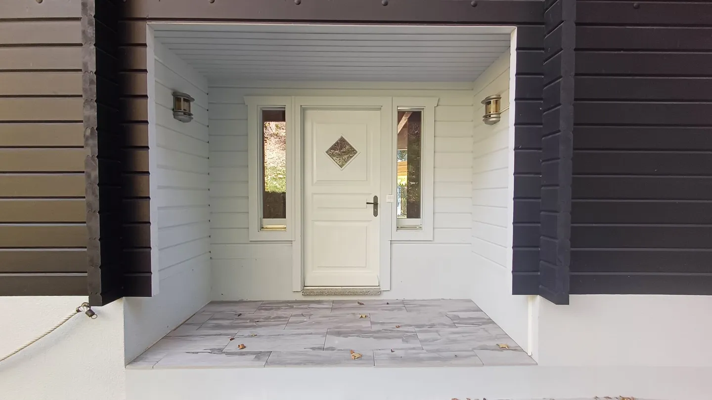 Chalet entièrement rénové avec beau jardin - Photo 10 sur 27