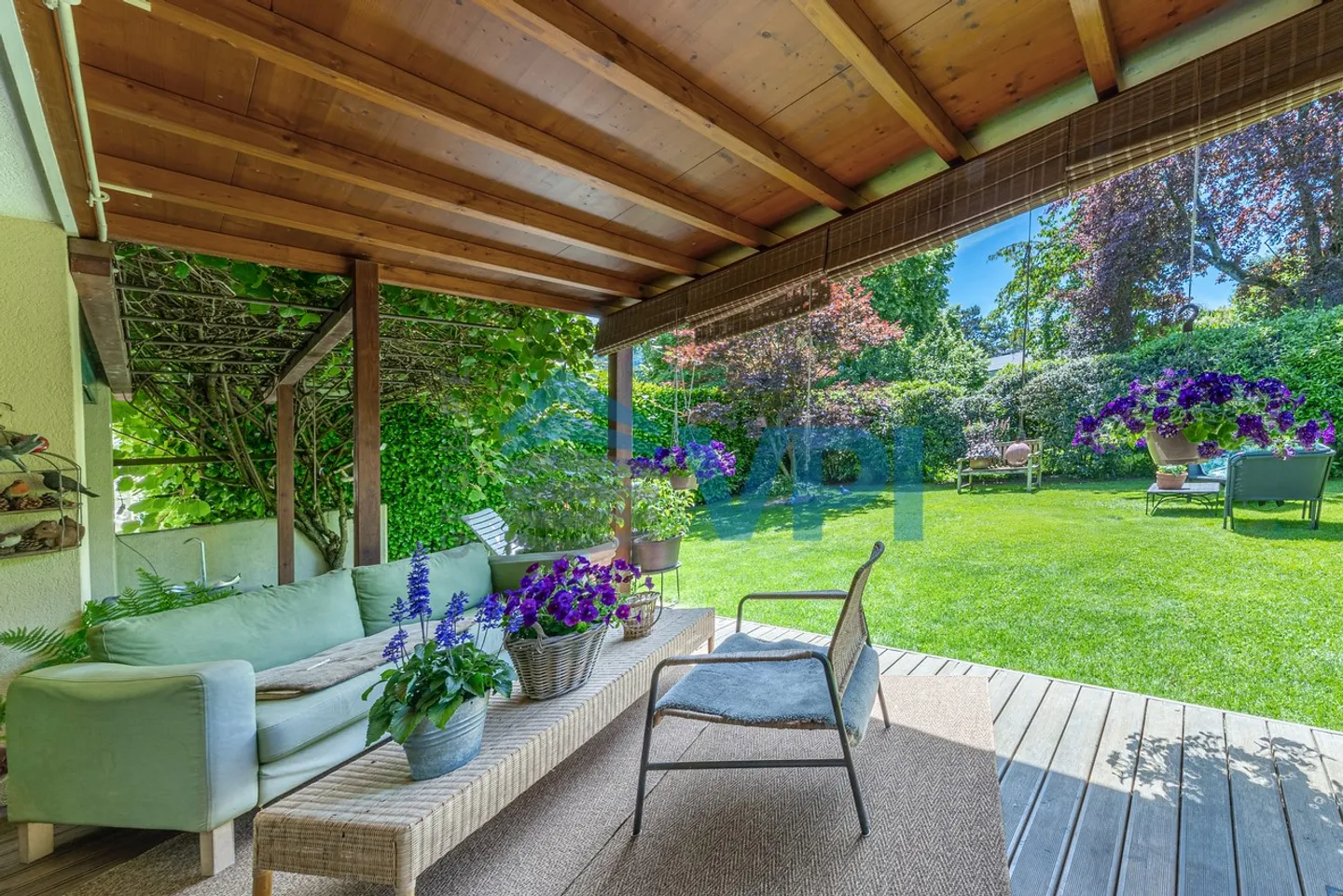 Magnifica Casa con Studio Indipendente a Vessy - Foto 9 di 11
