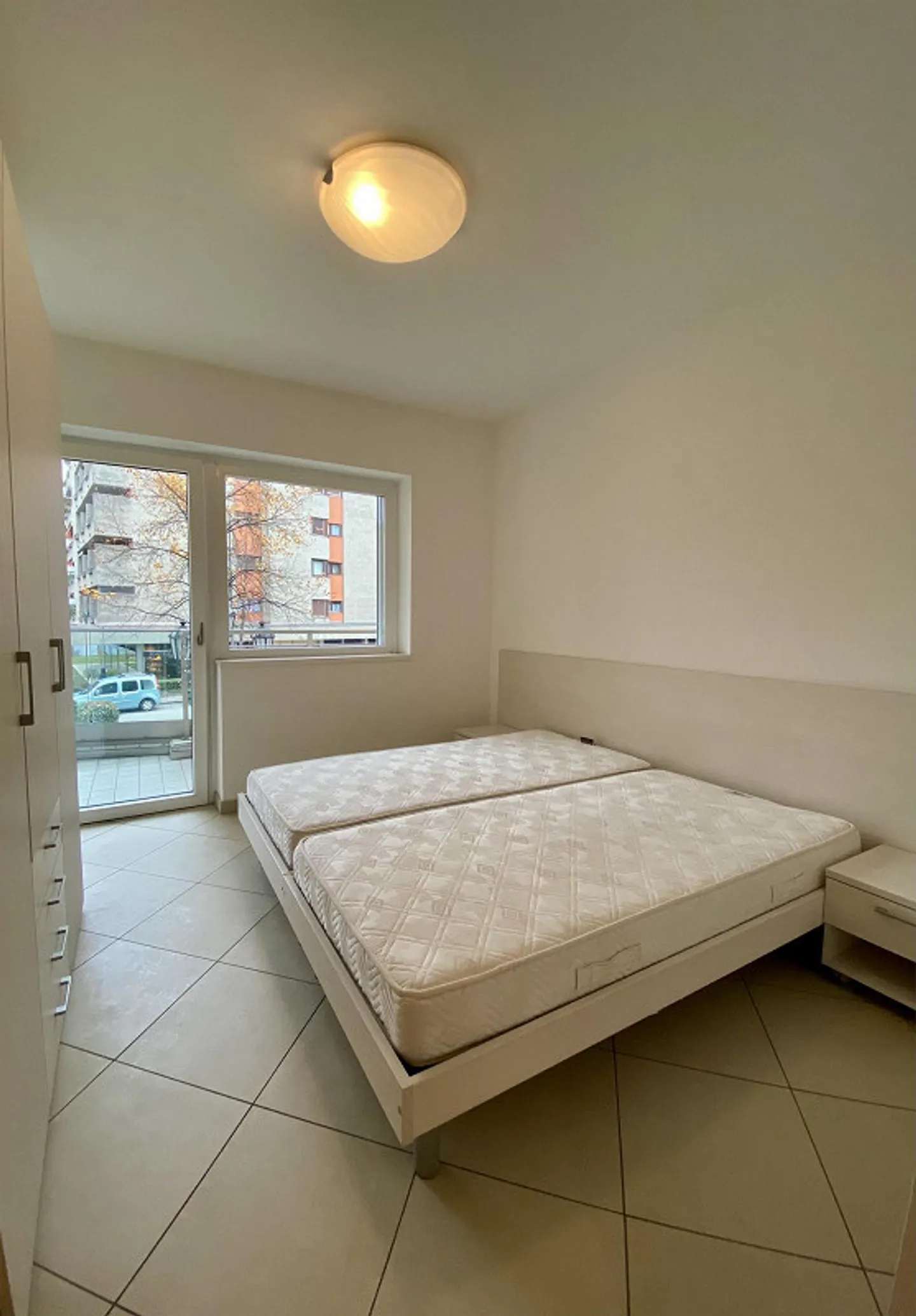 ZENTRAL MÖBLIERTE ZWEI-ZIMMER-WOHNUNG - MAXIMAL 10 MONATE MIETE KEINE RESIDENZ - Foto 6 von 6