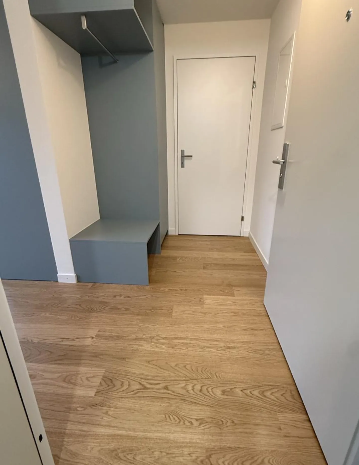 Appartement de 2,5 pièces récemment rénové - Photo 6 sur 7