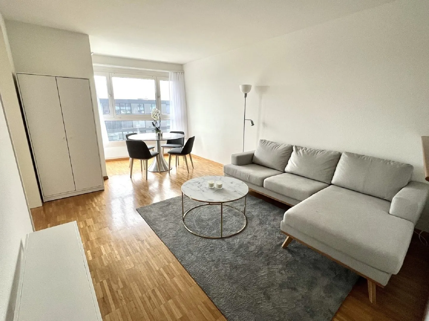 Appartement 2 pièces confortable dans un emplacement central à Zug - Photo 5 sur 7