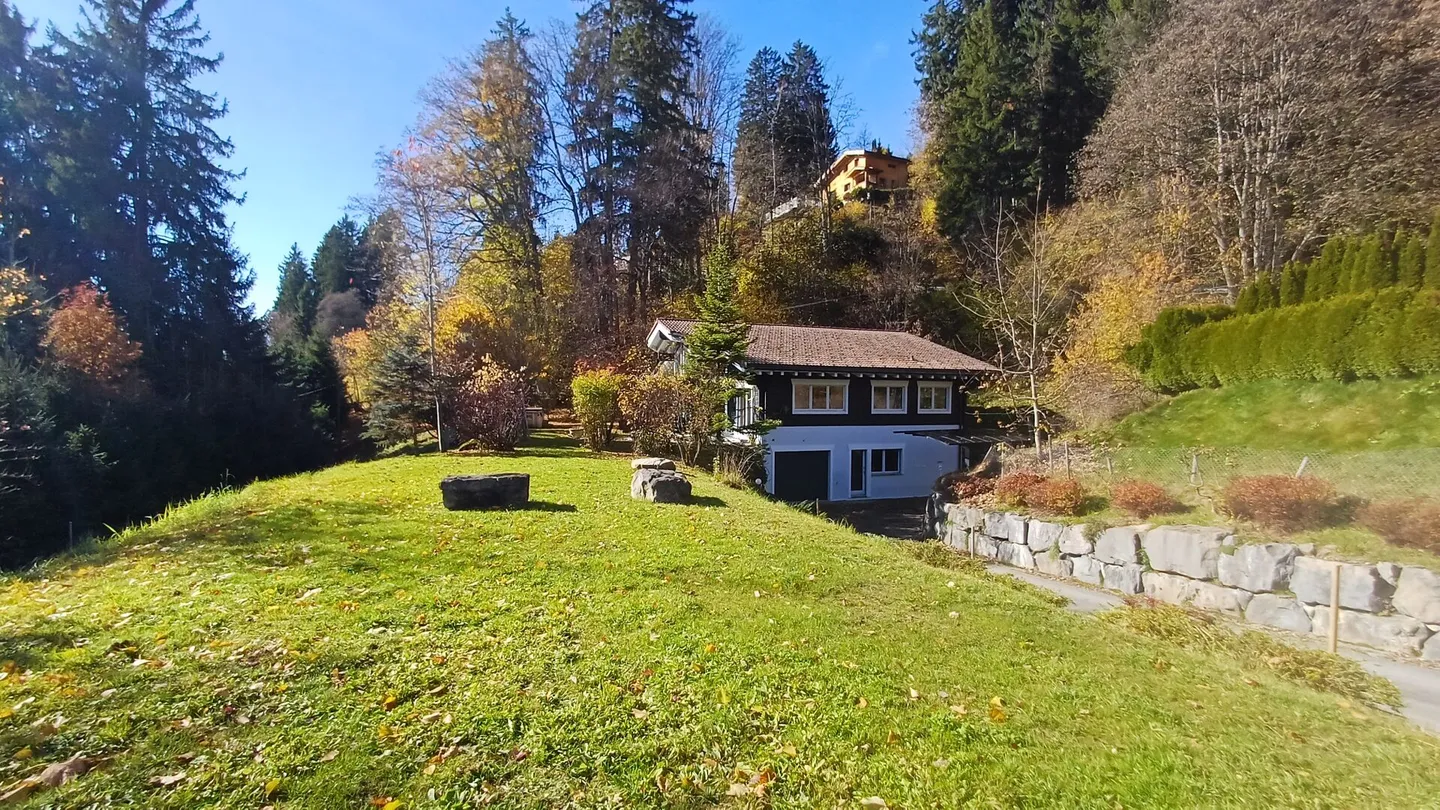 Chalet entièrement rénové avec beau jardin - Photo 22 sur 27