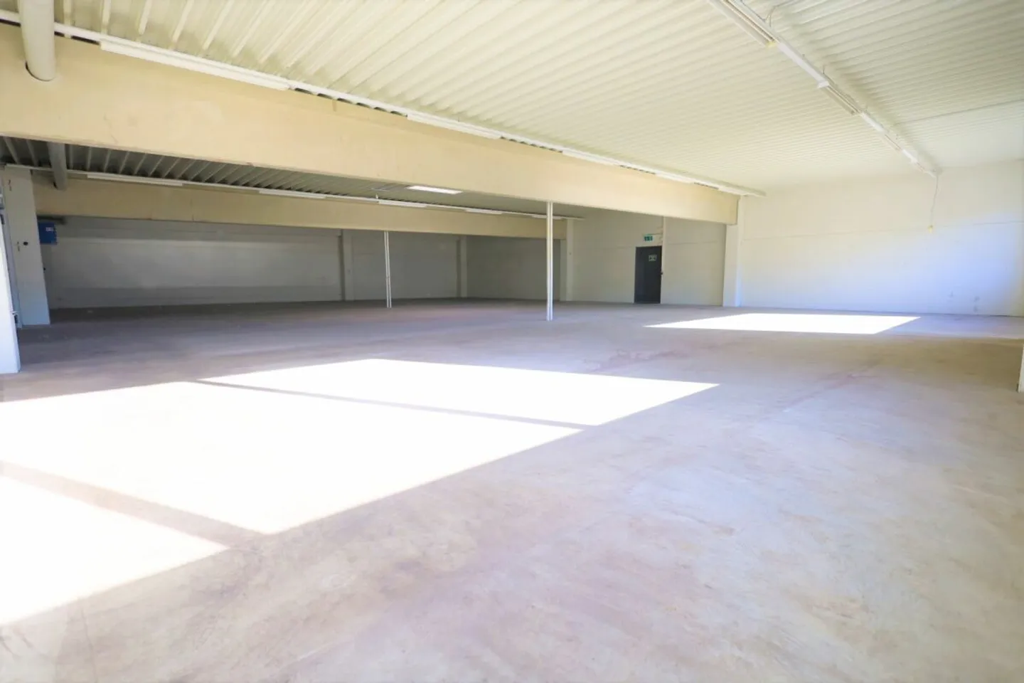 Spacious in Top Location! - Photo 3 of 6