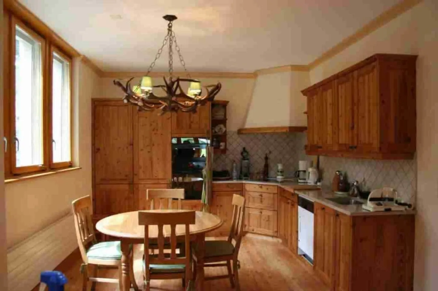 4-room apartment in Crans-Montana - Photo 2 of 9