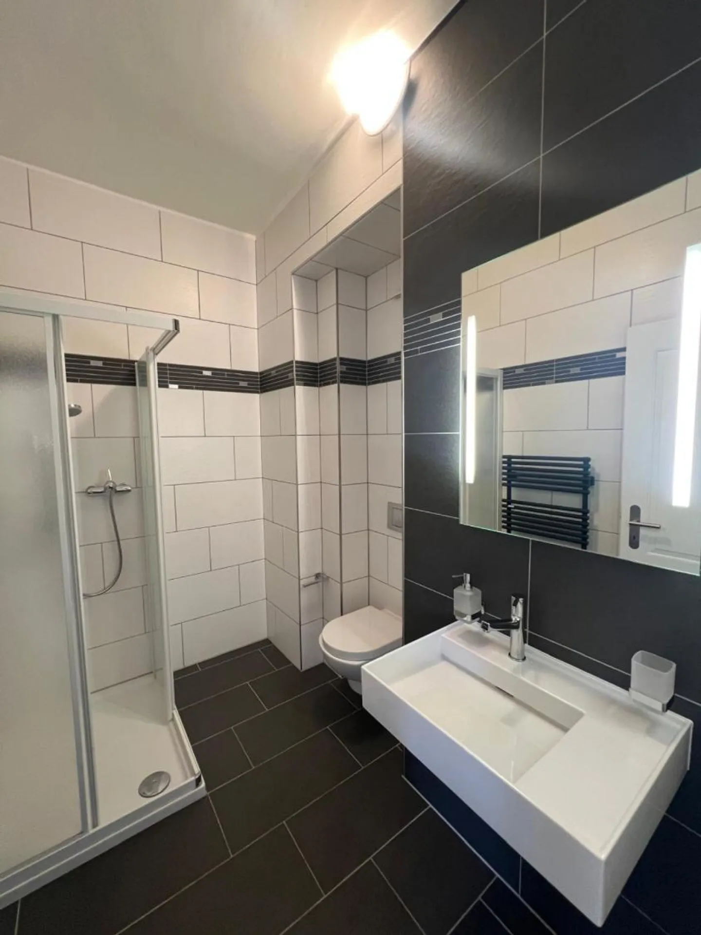 Sankt-Imier, joli appartement 1.5 pièces - Photo 2 sur 2
